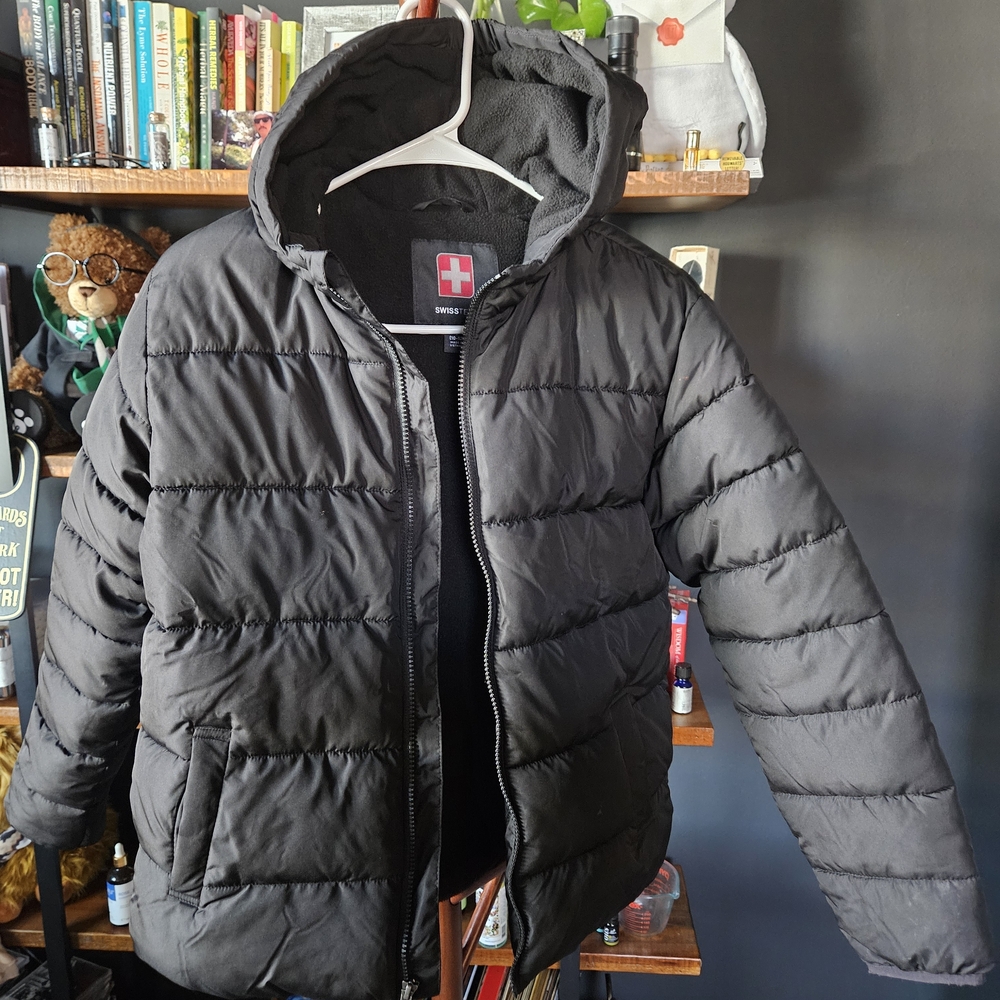 Swiss Tech Black Puffer Jacket with Hood